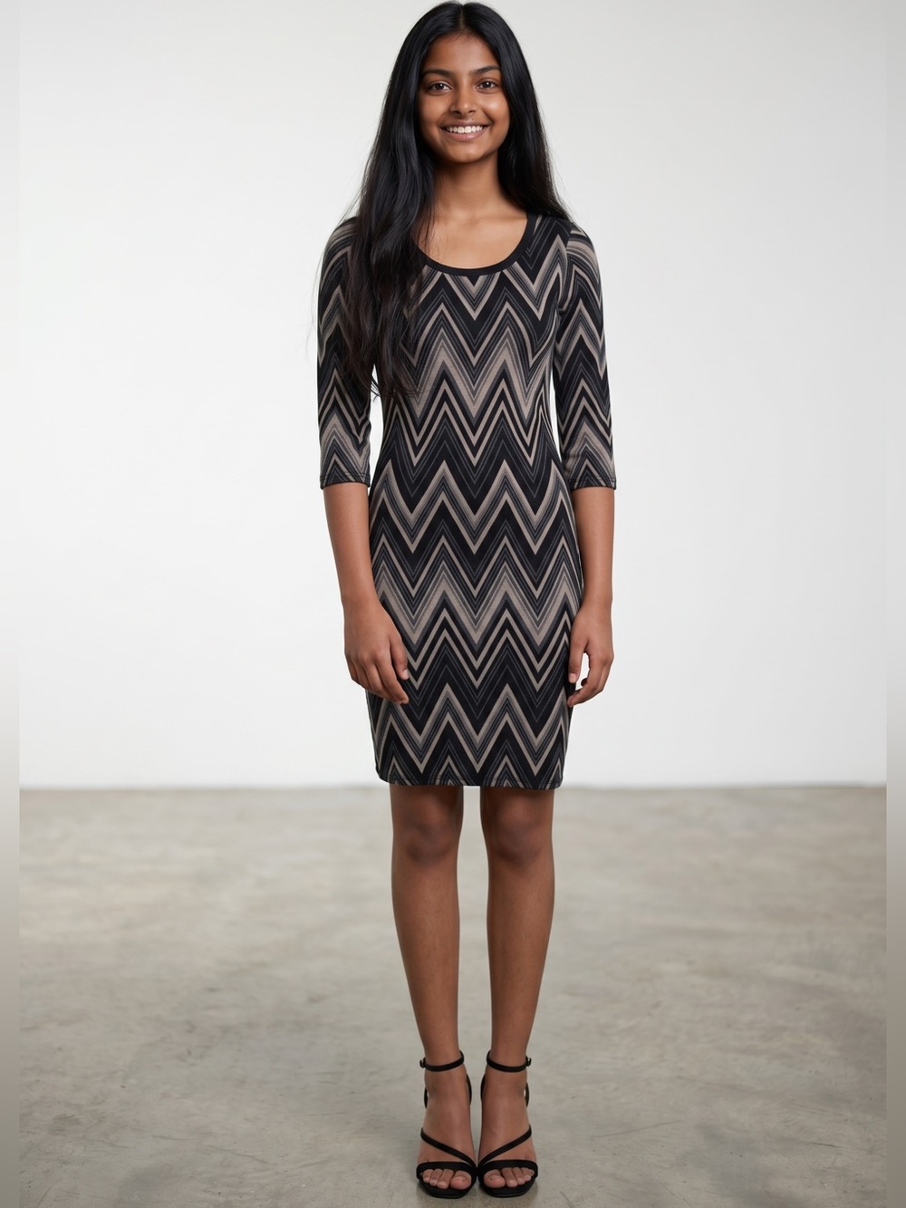🌻Derek Heart chevron/zig zag knit midi dress. Size small GUC - Picture 3 of 8